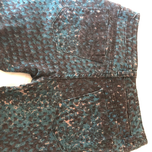 Mossimo jeans, teal and black pattern, size 2, great condition - Picture 3 of 8